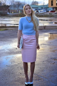 baby-pink-patent-vinyl-fabric-for-pencil-skirt