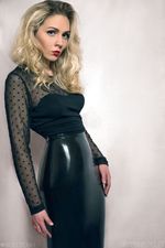 black-latex-material-for-skirt.jpg
