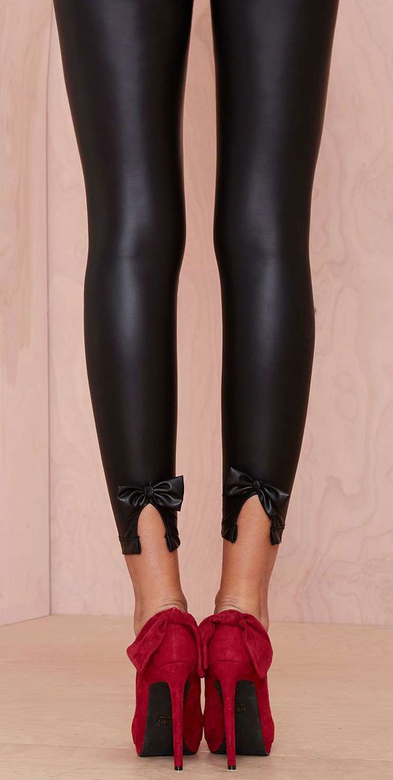 Four-way stretch leather leggings with bows