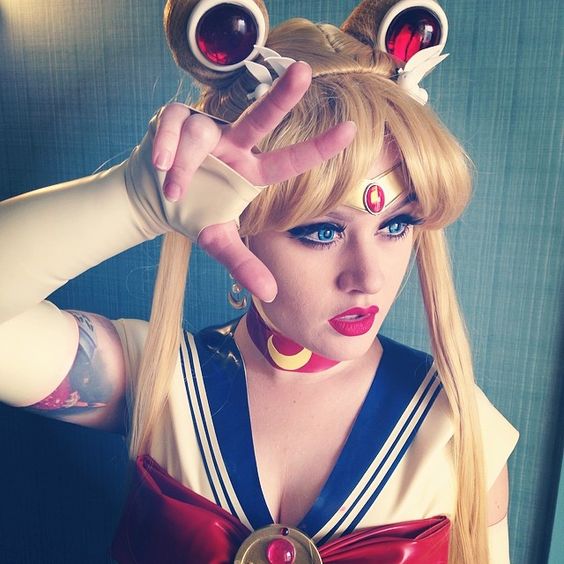 Latex Sailor Moon cosplay