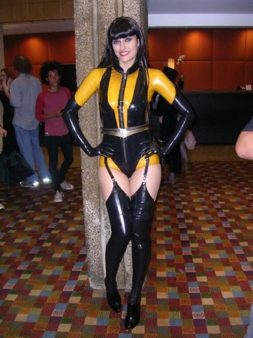 Latex Silk Spectre cosplay