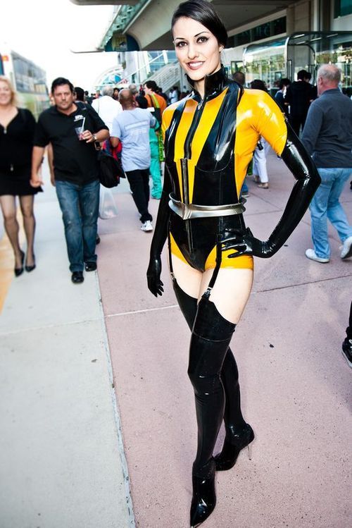 Silk Spectre Latex Outfit