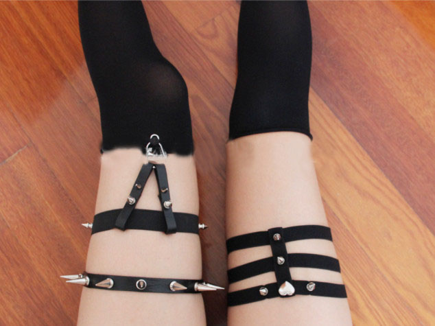 Mismatched garters with spikes