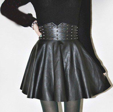 Skirt with spiked waistband