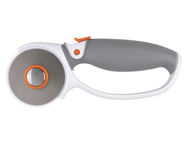 Fiskar 60mm titanium loop handle soft grip rotary cutter.