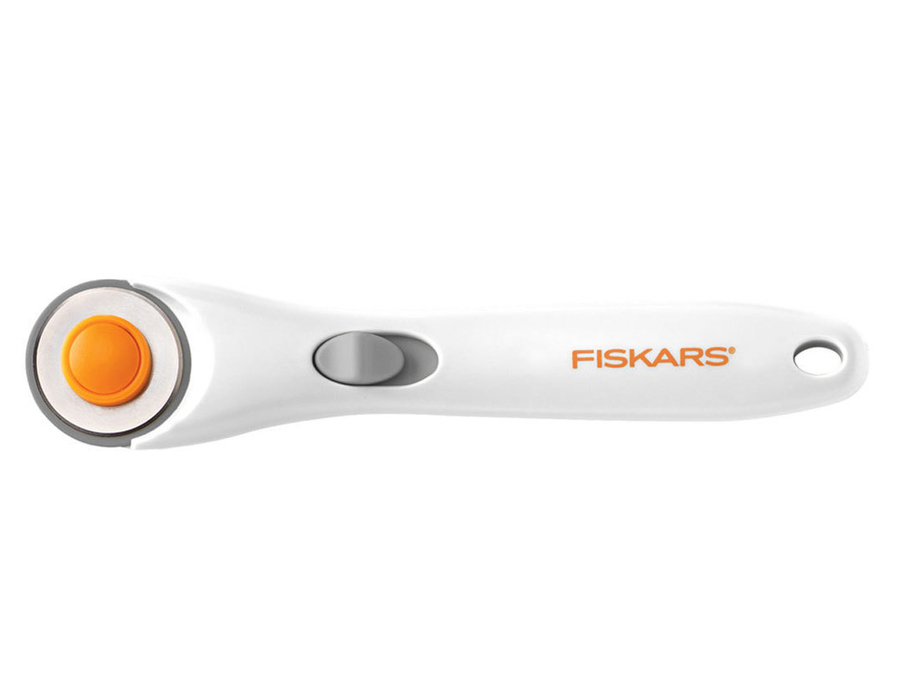 MJTrends: Fiskars Rotary Cutter: 45mm Classic Stick