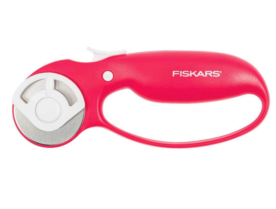 MJTrends: Fiskars Rotary Cutter: 45mm Classic Loop Pink